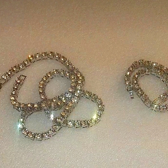 Iced out Silver plated  20 inchesTennis Necklace with Matching Tennis Bracelet - Picture 9 of 9